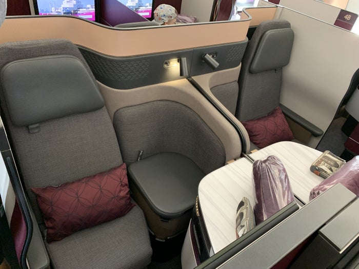 Qatar QSuites, A350 1E & 1J with Partition Dropped Qatar Q Suites, A350, DOH>MLE