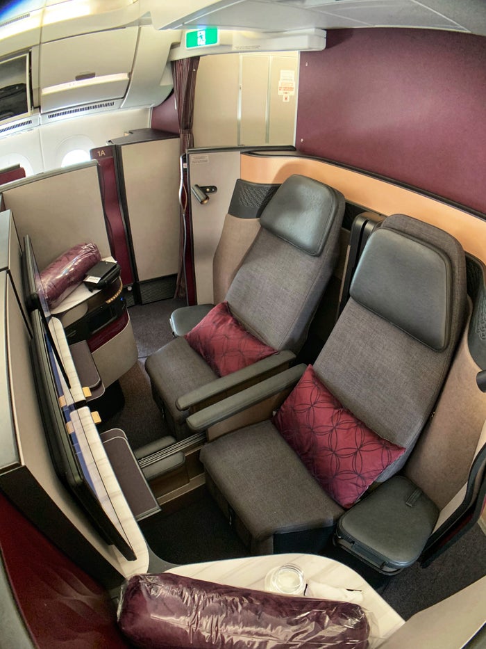 Qatar QSuites, A350 1E & 1J with Partition Dropped