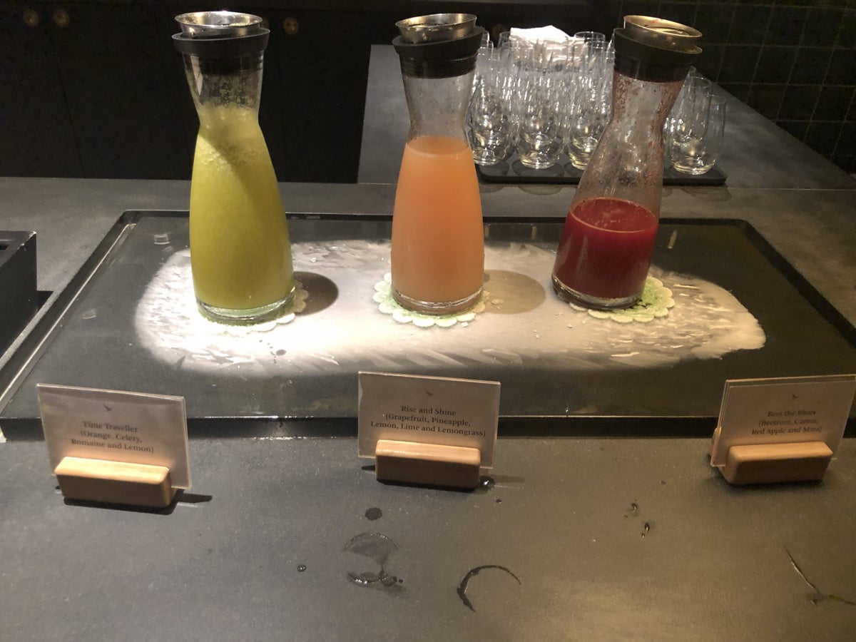 The Pier, Business at Hong Kong International Airport juices