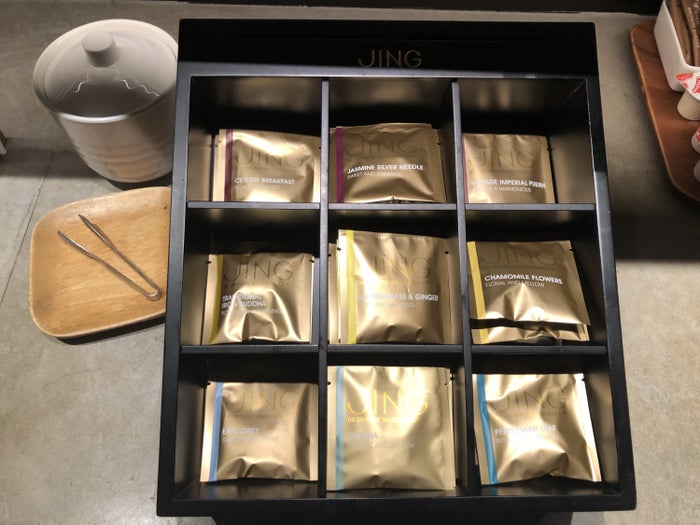 The Pier, Business at Hong Kong International Airport tea selection