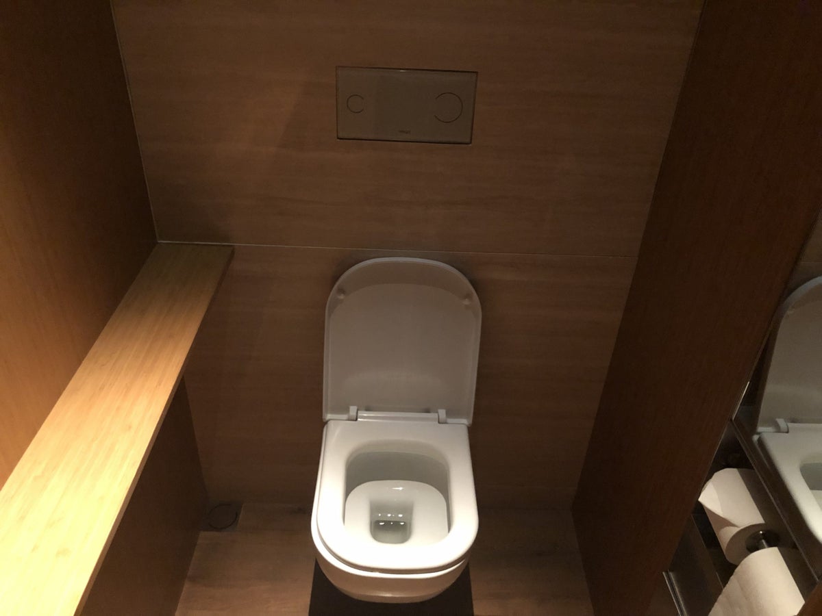 The Wing, First at Hong Kong International Airport cabana toilet