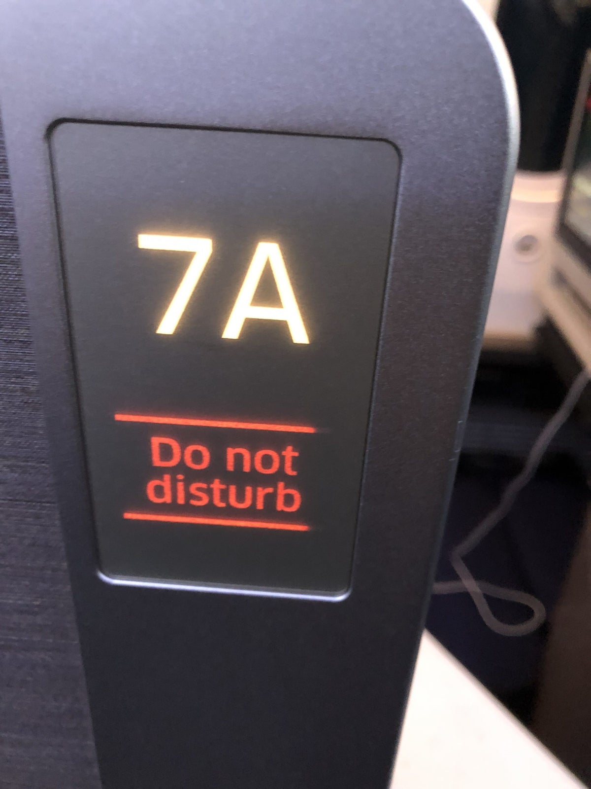 United Polaris 787-10 do not disturb lighting