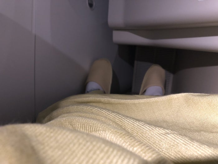 Vietnam Airlines 787-9 business class canoe test