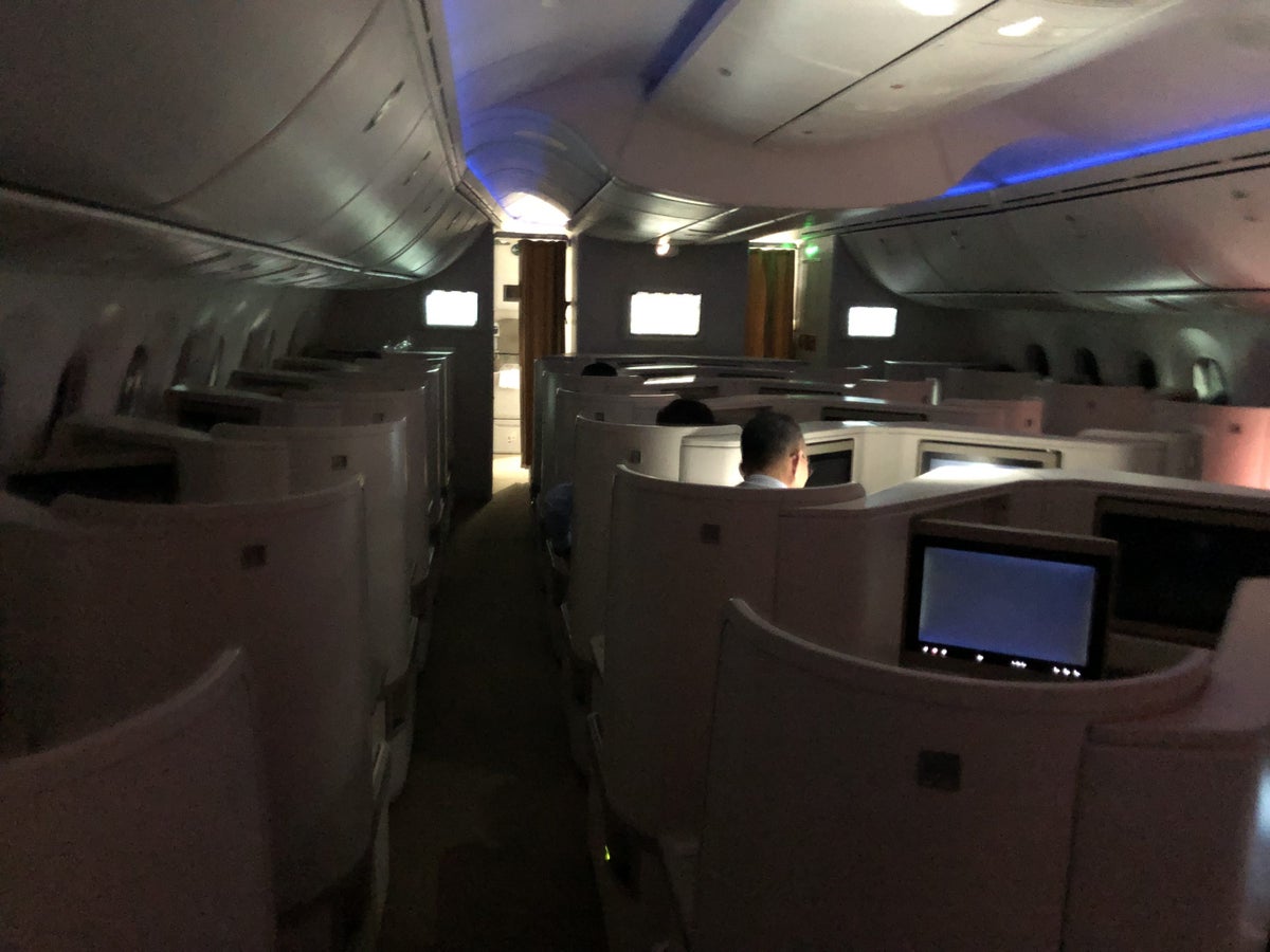 Vietnam Airlines 787-9 business class rear cabin view with lights dimmed