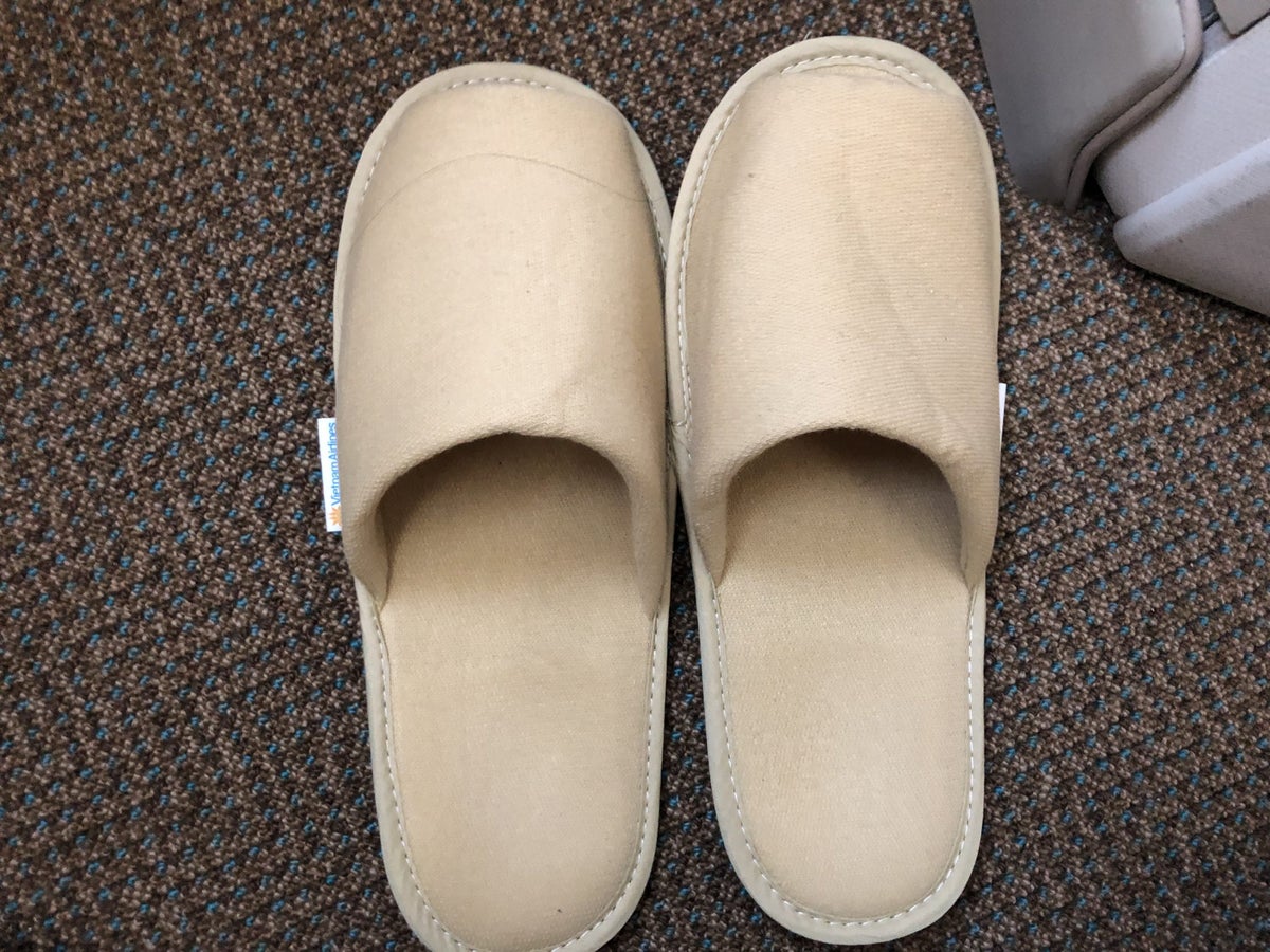 Vietnam Airlines 787-9 business class slippers
