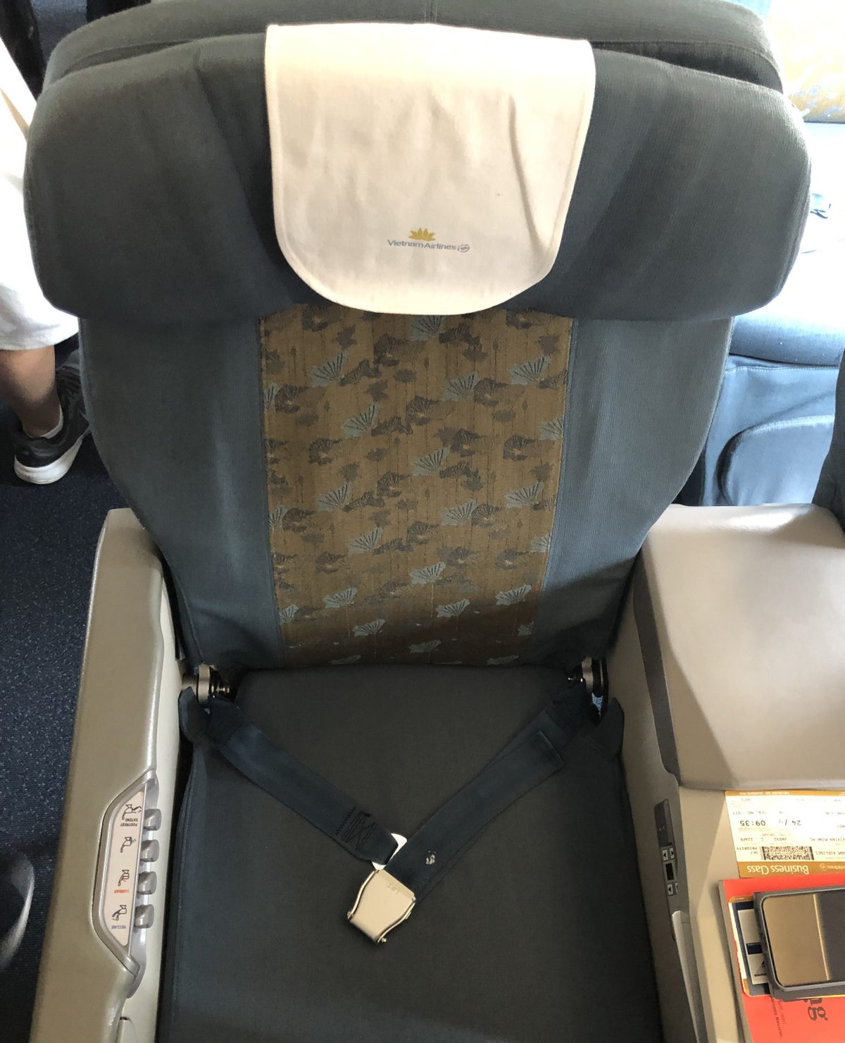 Vietnam Airlines A321 business class seat 2