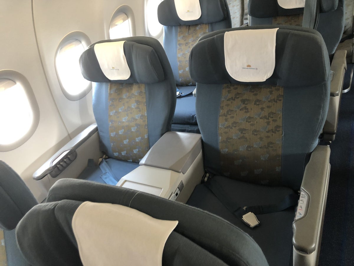 Vietnam Airlines A321 business class seat