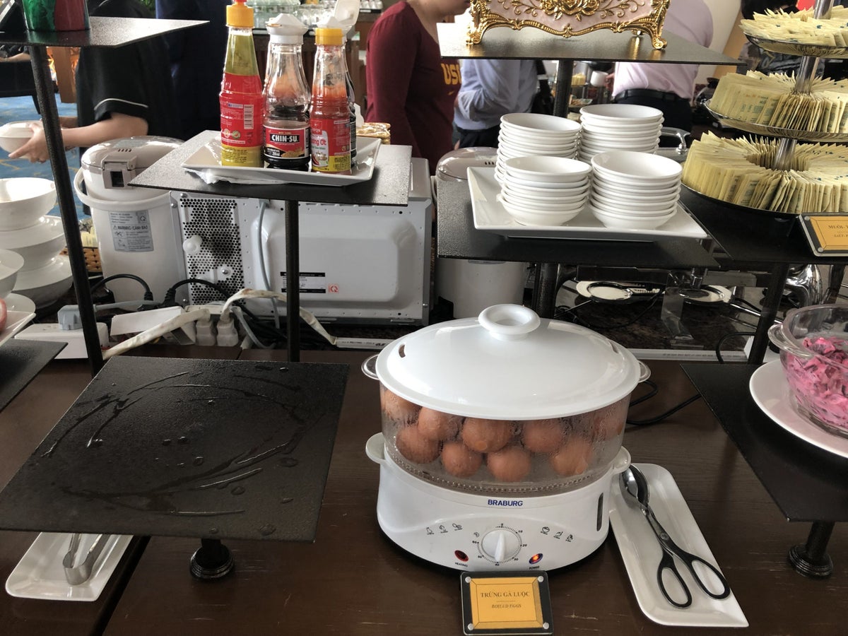 Vietnam Airlines Lotus Lounge Hanoi boiled eggs