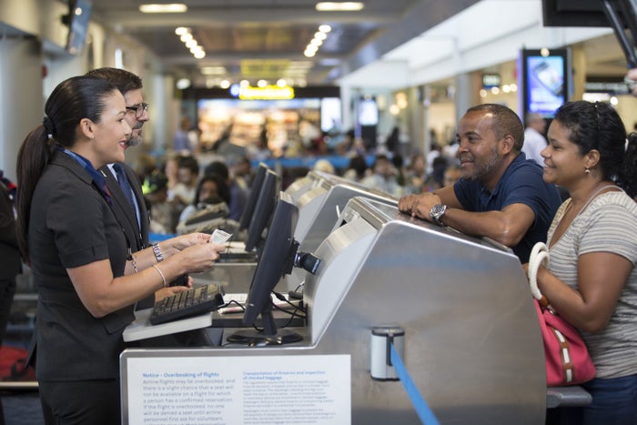AA Gate Agent Counter