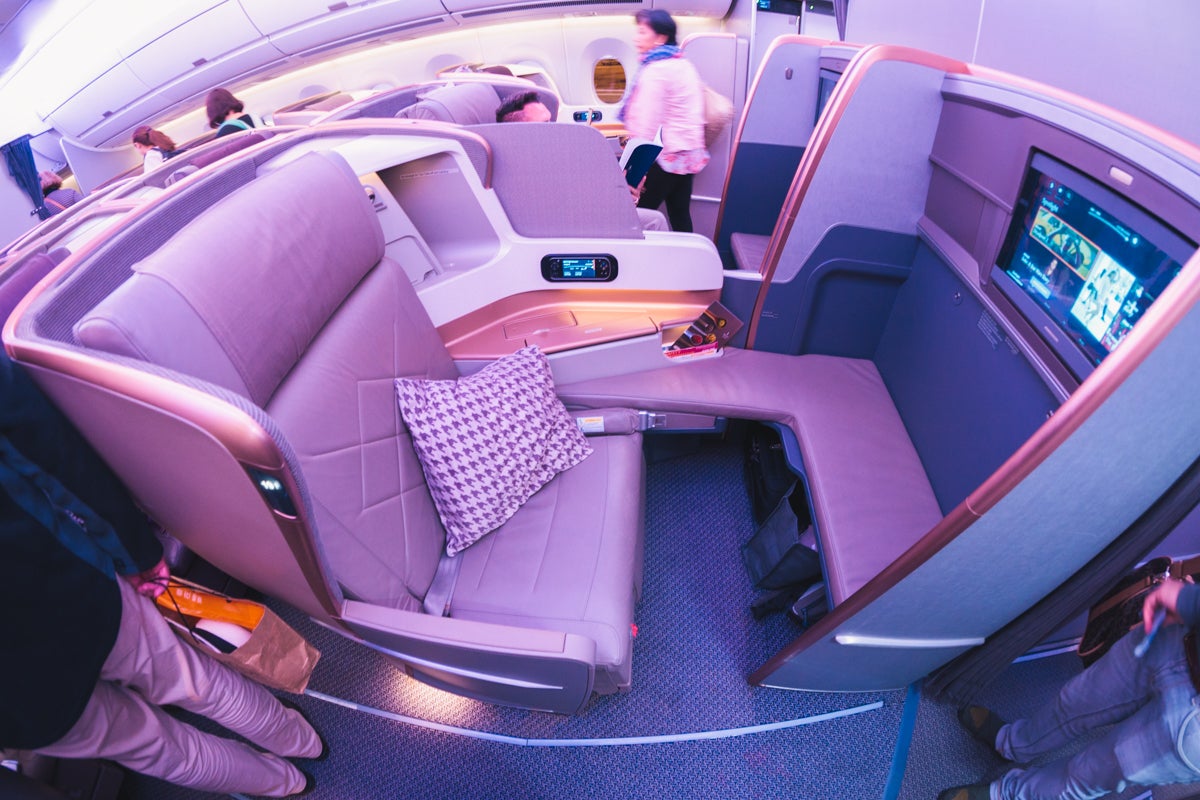 Singapore Airlines Airbus A350 Business Class - siège du milieu avec P