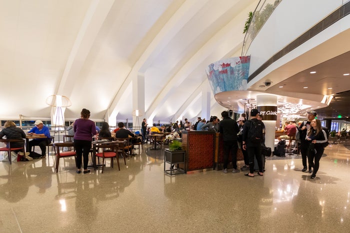P. F. Chang's at Los Angeles International Airport (LAX) Seating