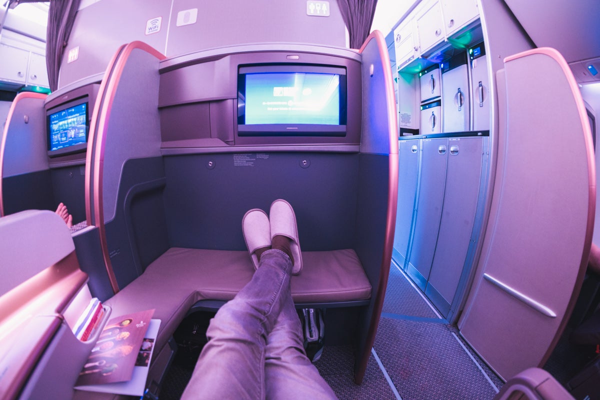 Singapore Airlines Airbus A350 Business Class - Bulkhead Legroom
