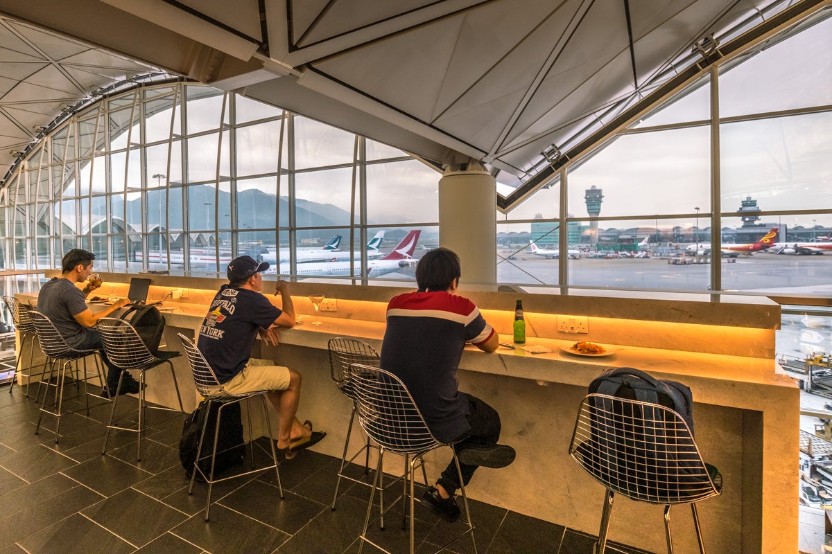 American Express Centurion Lounge Hong Kong - High Table Seating
