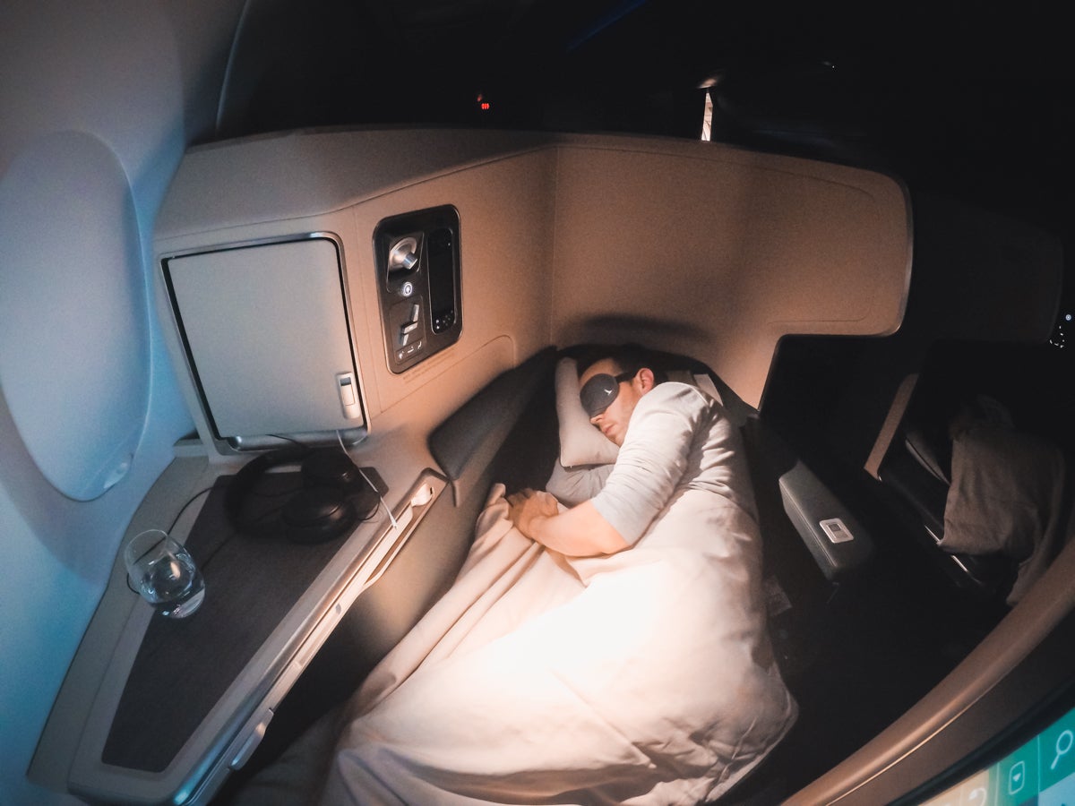 Greg Stone - Cathay Pacific Airbus A350 Business Class