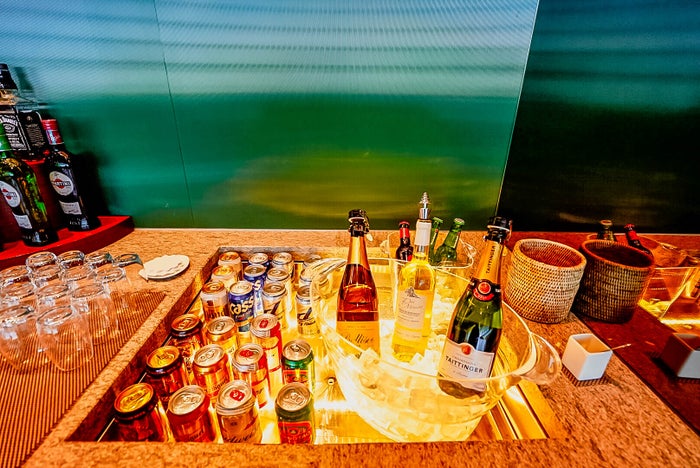 Asiana Airlines A380 First Class Bar - Cherag Dubash
