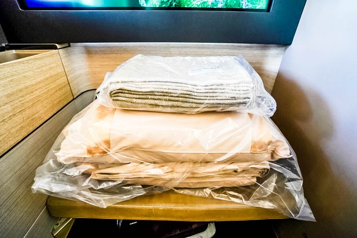 Asiana Airlines A380 First Class bedding - Cherag Dubash
