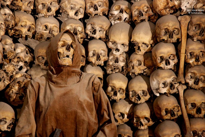 Crypts & Catacombs Tour with Bone Chapel Visit