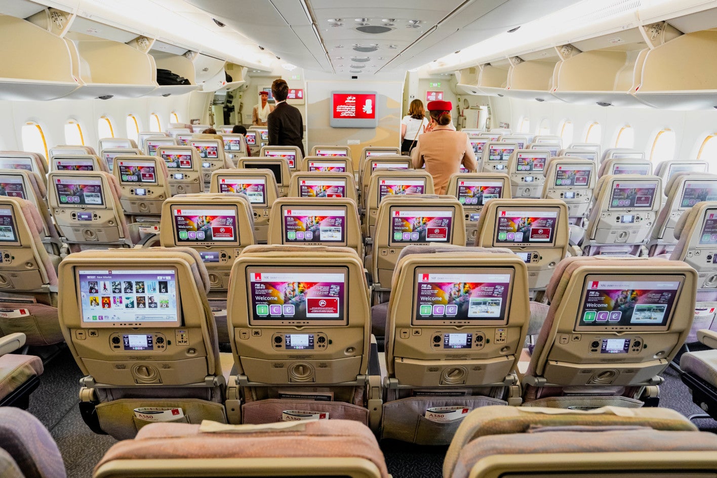 Emirates' Inaugural World's Shortest A380 Flight Review [Business]