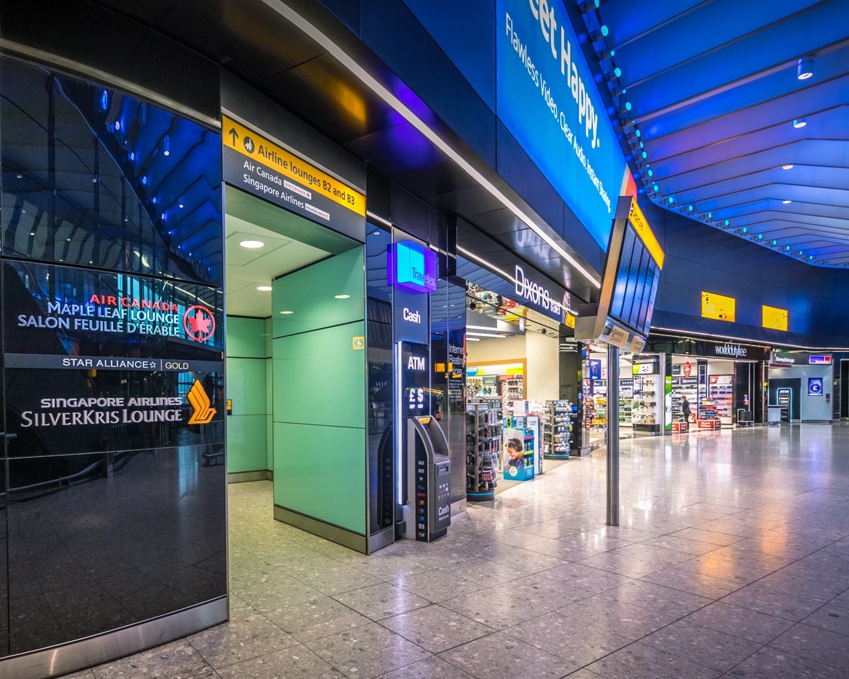 Queens Terminal 2 London Heathrow Lounge Entrance
