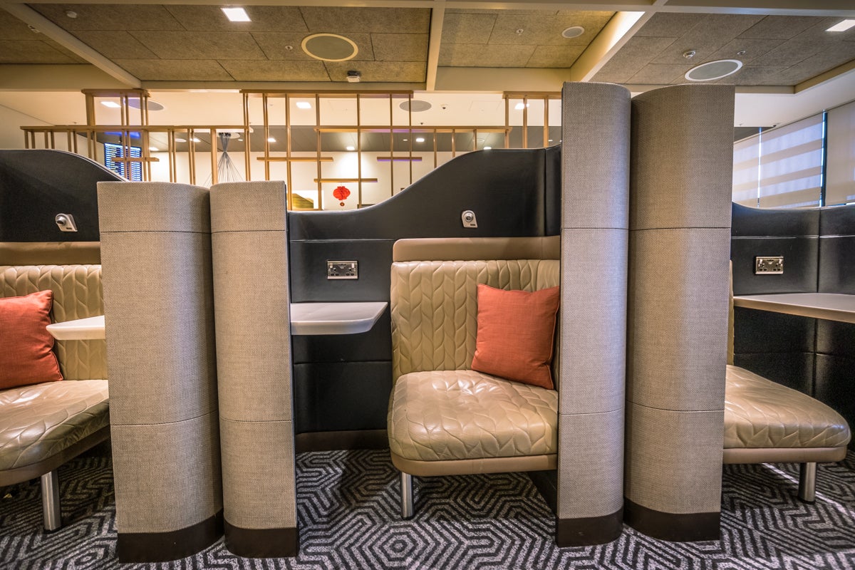 Singapore Airlines Heathrow Lounge Solo Pods