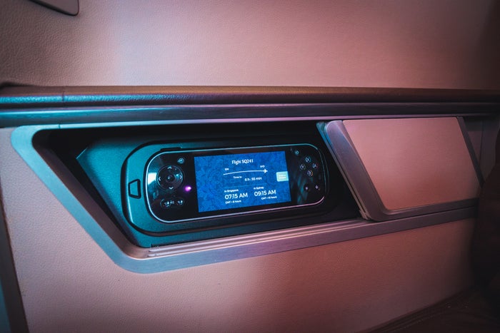 Singapore Airlines Boeing 777 First Class - IFE Remote