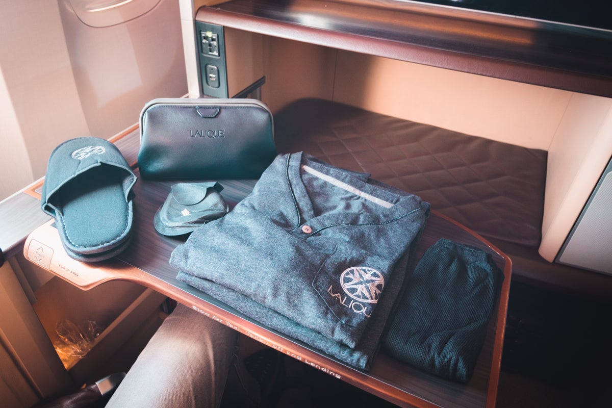 first class travel singapore airlines
