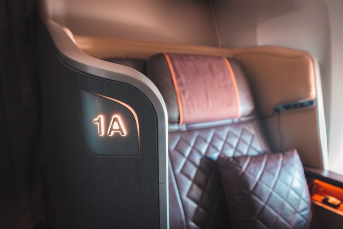 Singapore Airlines Boeing 777 First Class – Seat 1A Singapore Airlines Boeing 777 First Class - Seat 1A