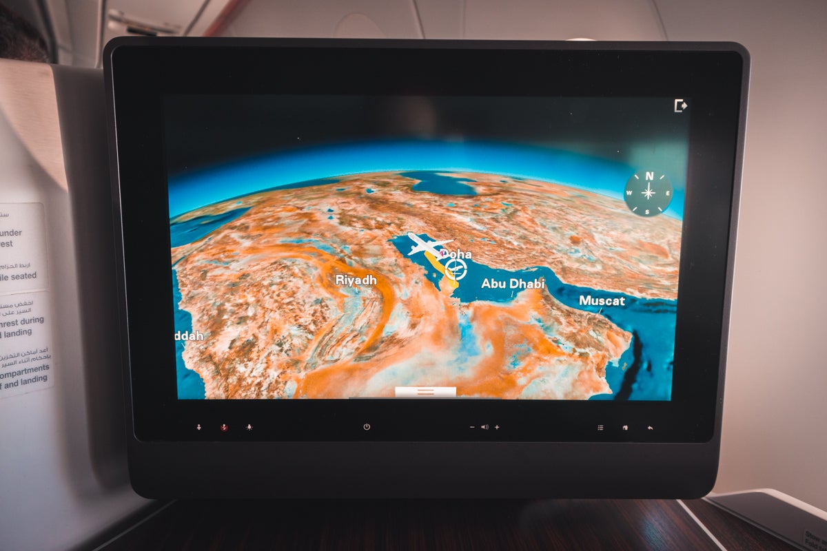 Qatar Airways Airbus A350 Business Class - Moving Map