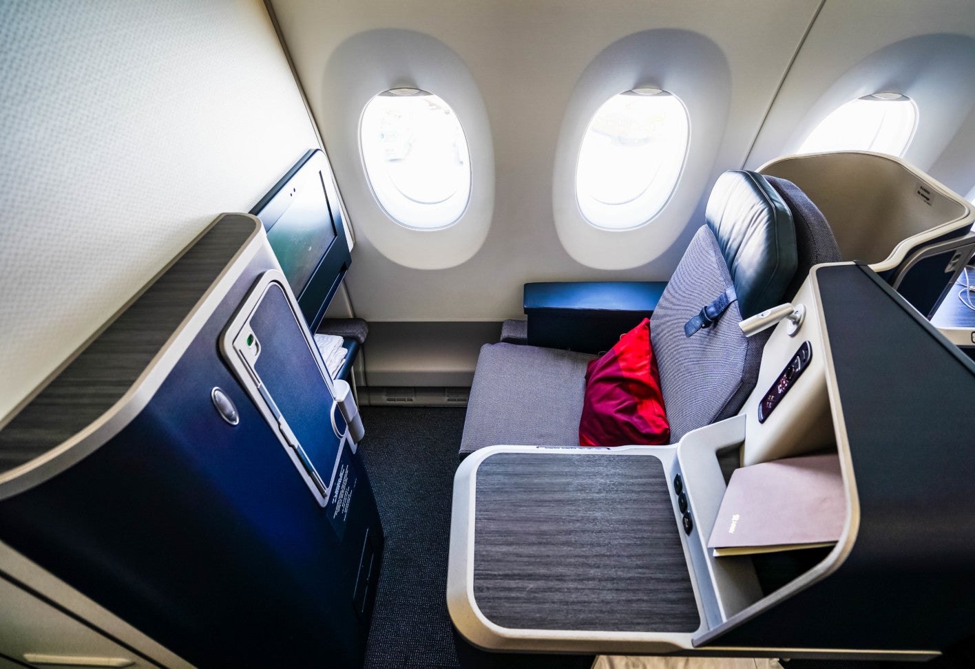 Hainan Airlines Airbus A350 Business Class Review [Beijing > Boston]