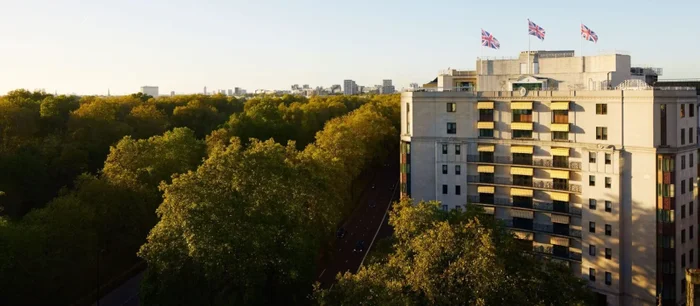 The 15 Best Hotels to Stay at in London [Includes Area Guide]