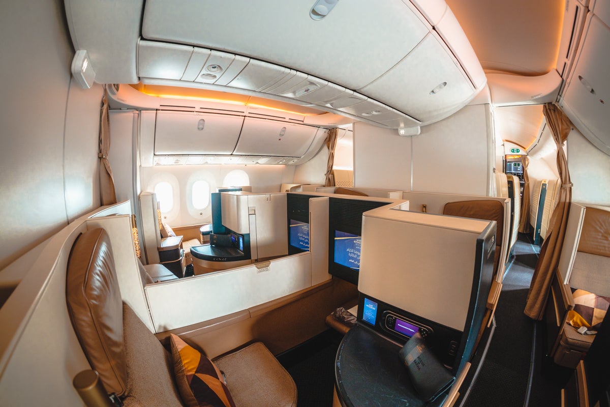 Etihad Airways Boeing 787-9 Business Class Smaller Cabin