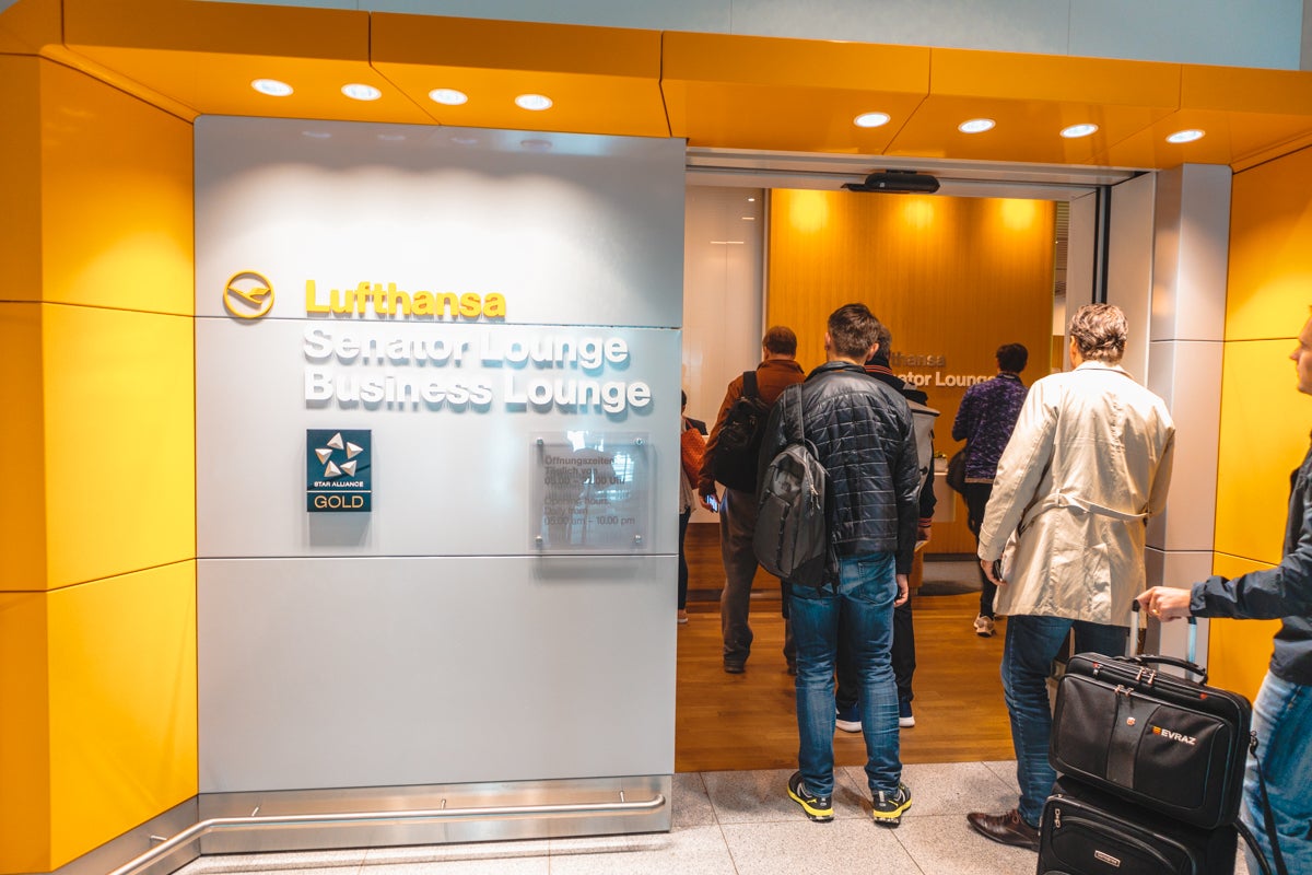 Lufthansa Business Lounge Munich Entrance