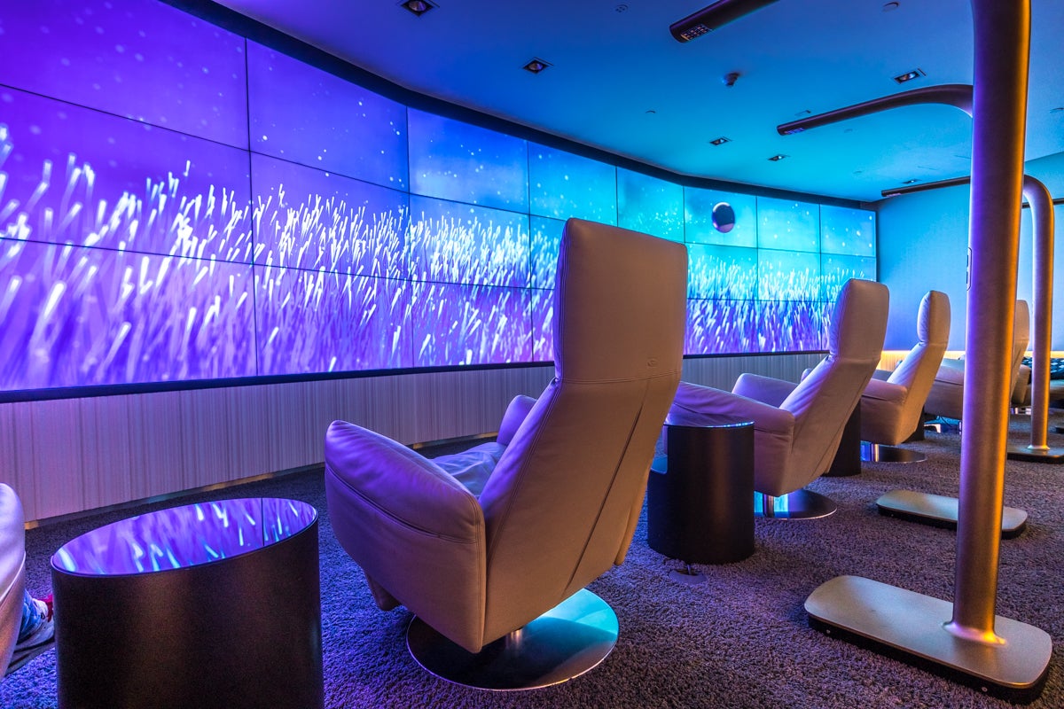 Etihad Airways First Class Lounge Abu Dhabi Relaxation Zone