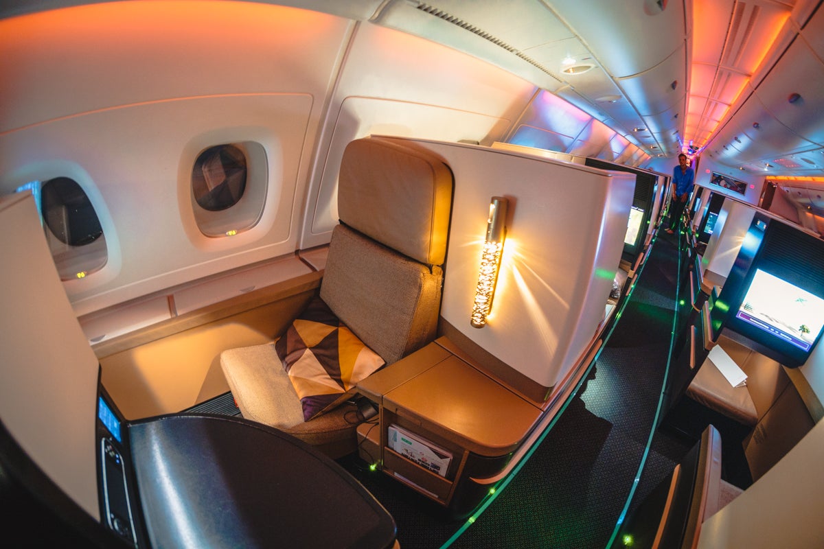 Etihad Airways Airbus A380 Business Class Seat Mood Lighting