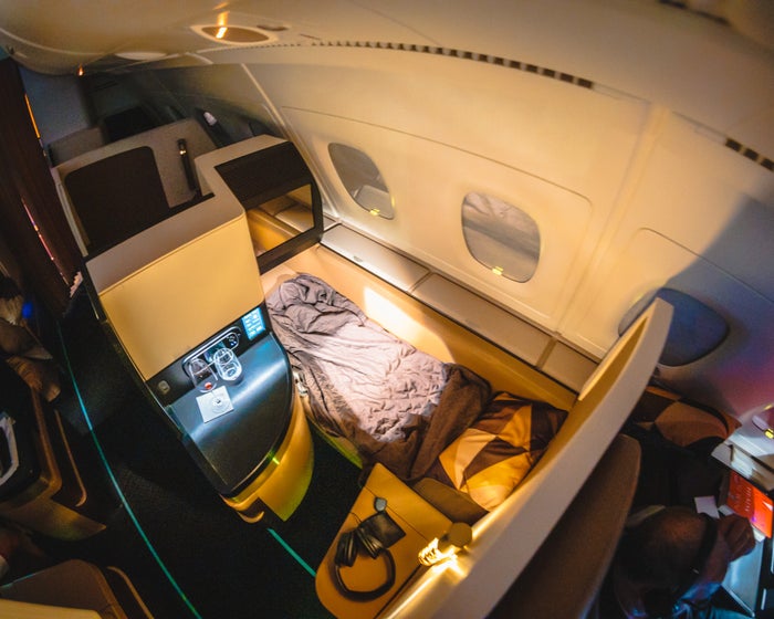 Etihad Airways Airbus A380 Business Class Flat-Bed Etihad Airways Airbus A380 Business Class Flat-Bed