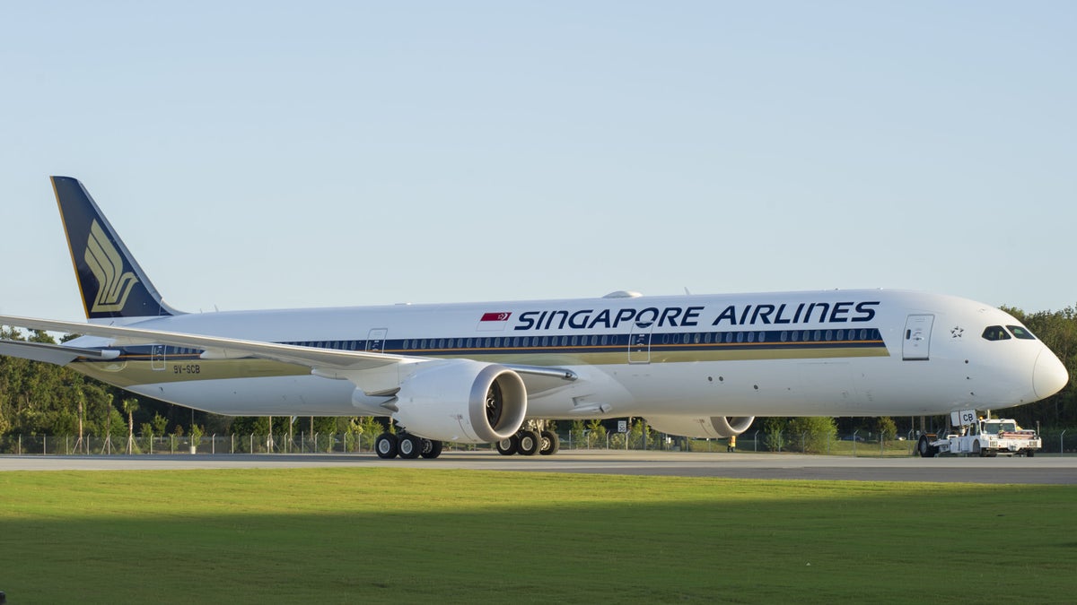 18 Best Ways To Earn Lots of Singapore Airlines KrisFlyer Miles [2023]