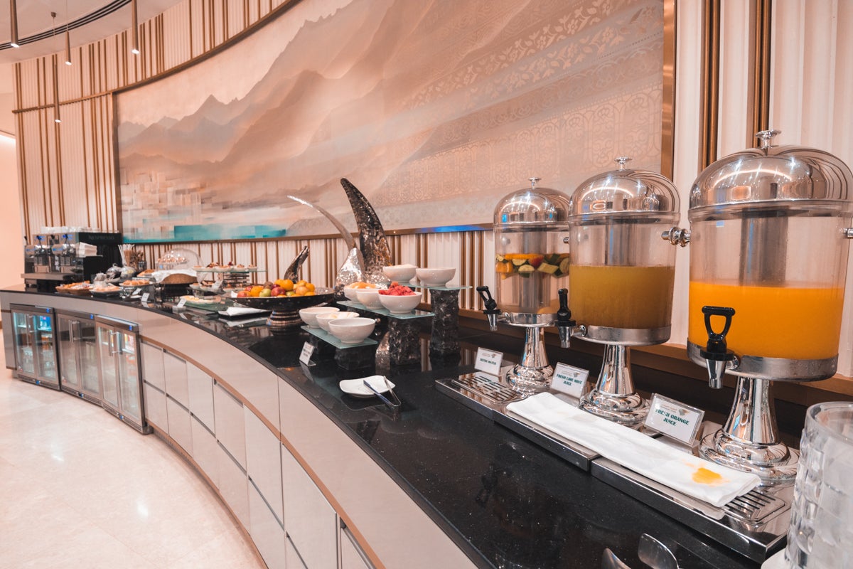Oman Air First & Business Lounge Muscat Buffet Beverages