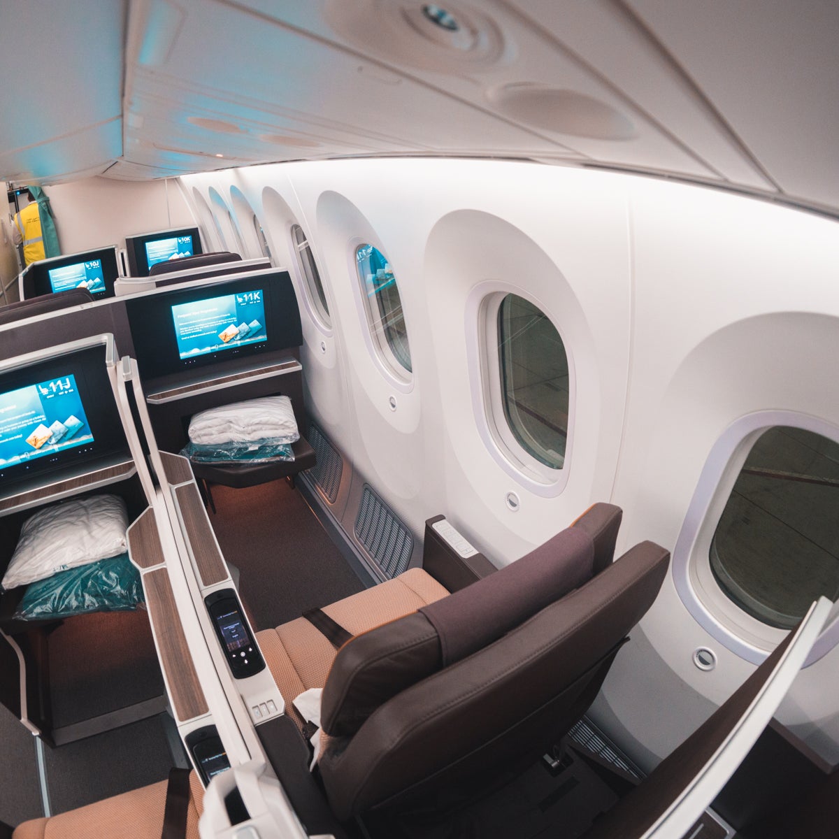 Oman Air Boeing 787-9 Business Class Seat 11K