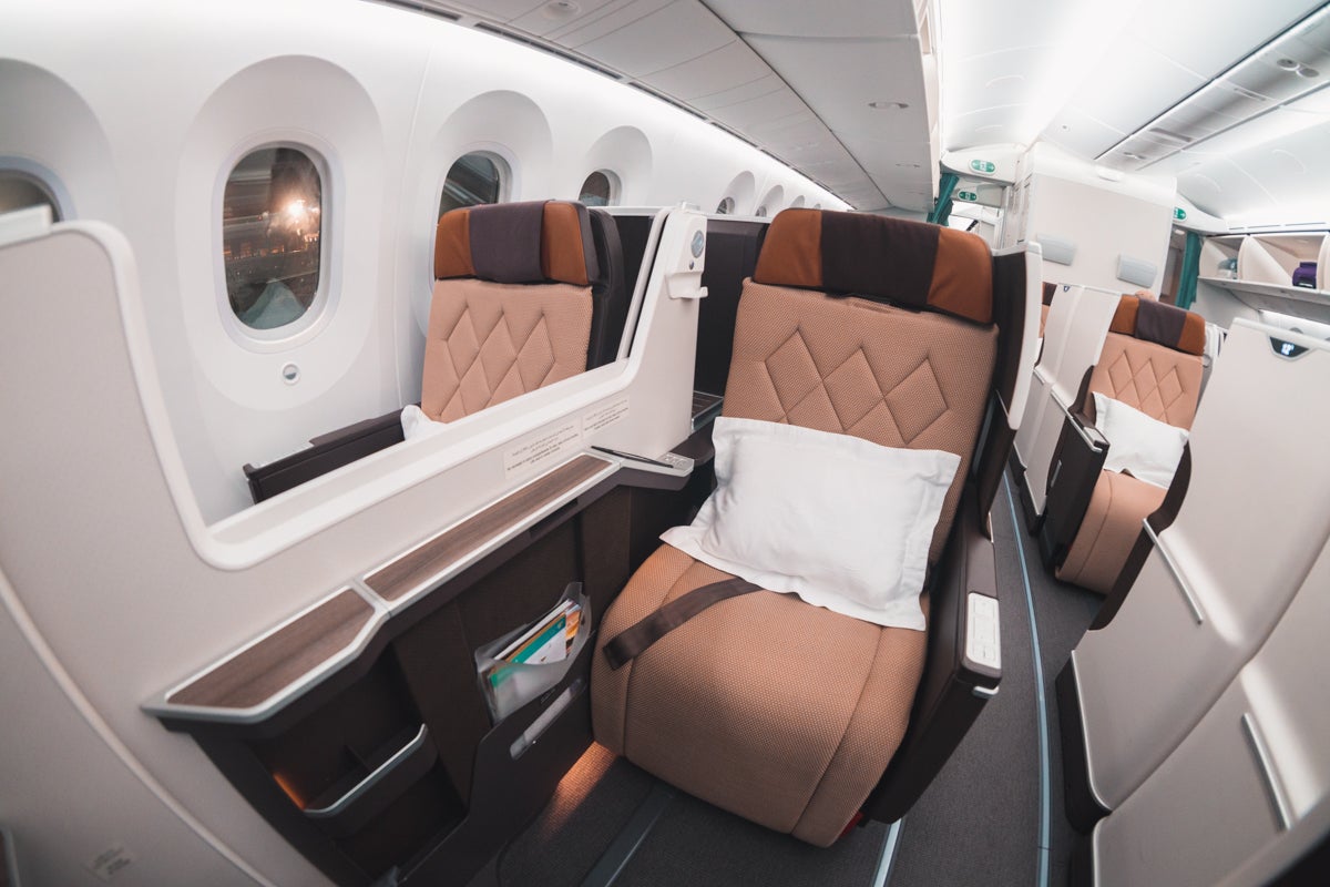 Oman Air Boeing 787-9 Business Class Seat 11J