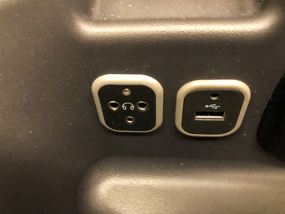 American Airlines 787-9 Flagship Business Class headphone jack and USB port
