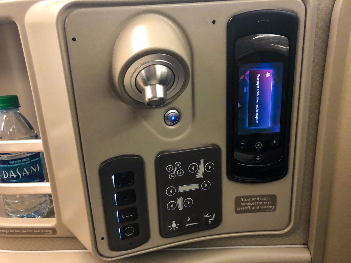 American Airlines Flagship First Class A321T seat functions and controls