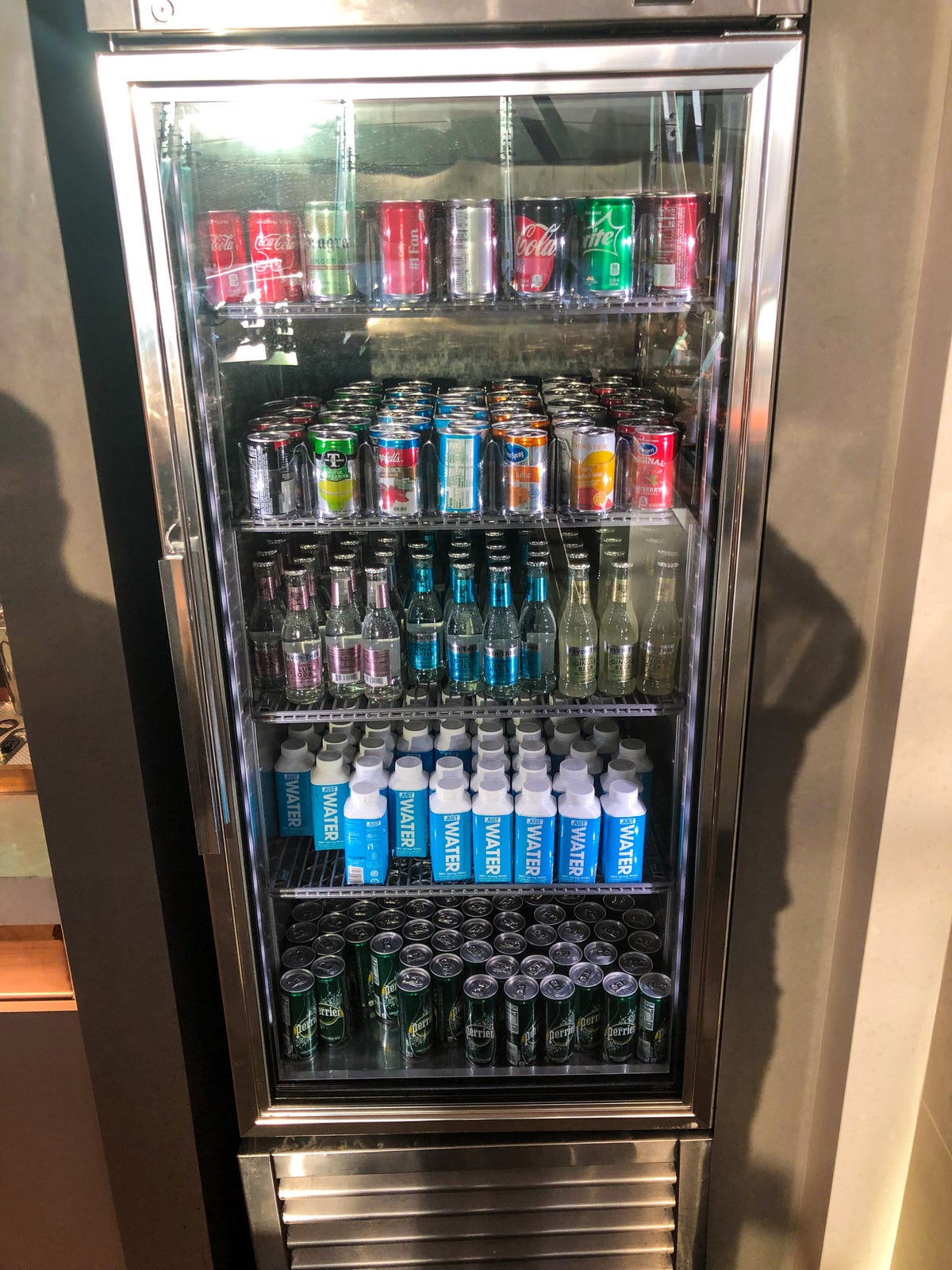 American Airlines Flagship Lounge LAX refrigerated soft drinks