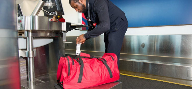 is-delta-strict-with-checked-bag-size-in-2023-travel-closely