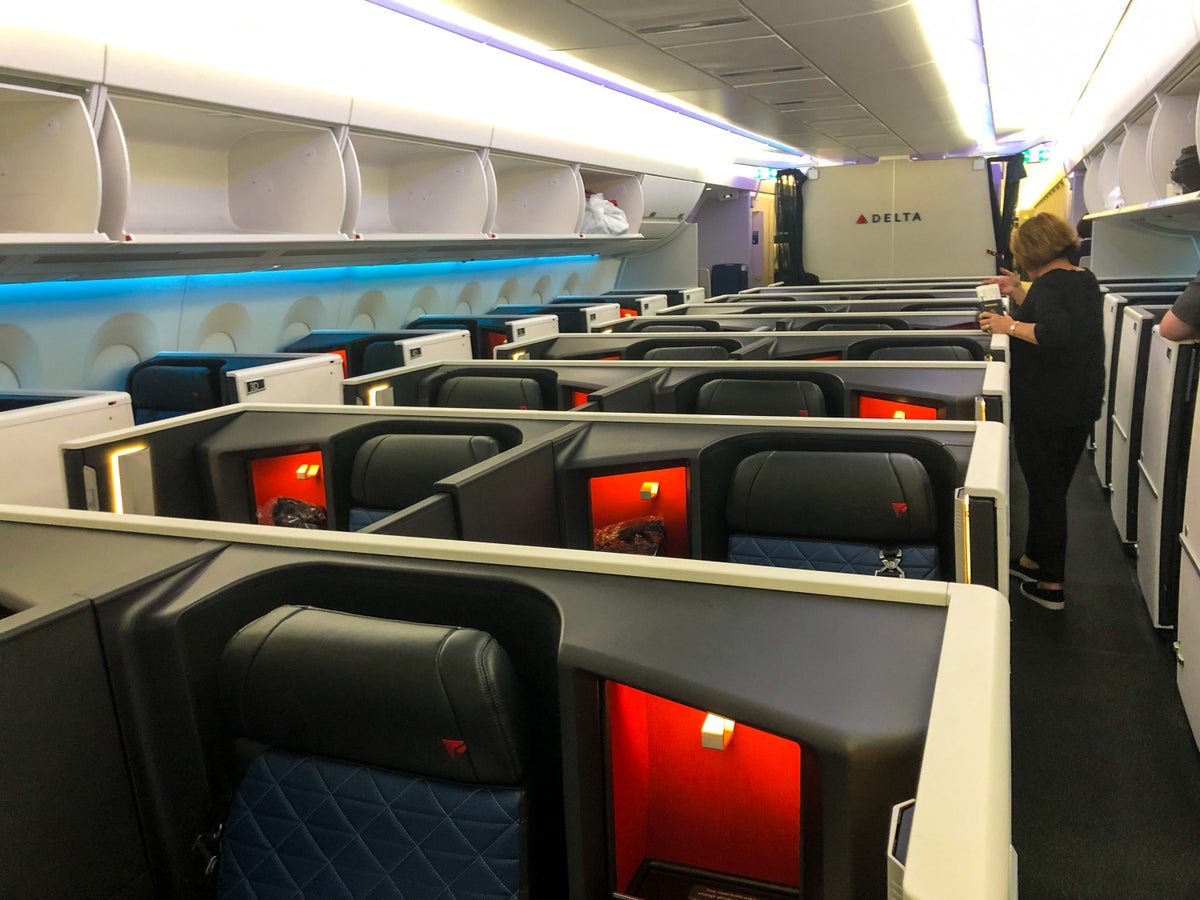 Delta One Suites A350-900 cabin