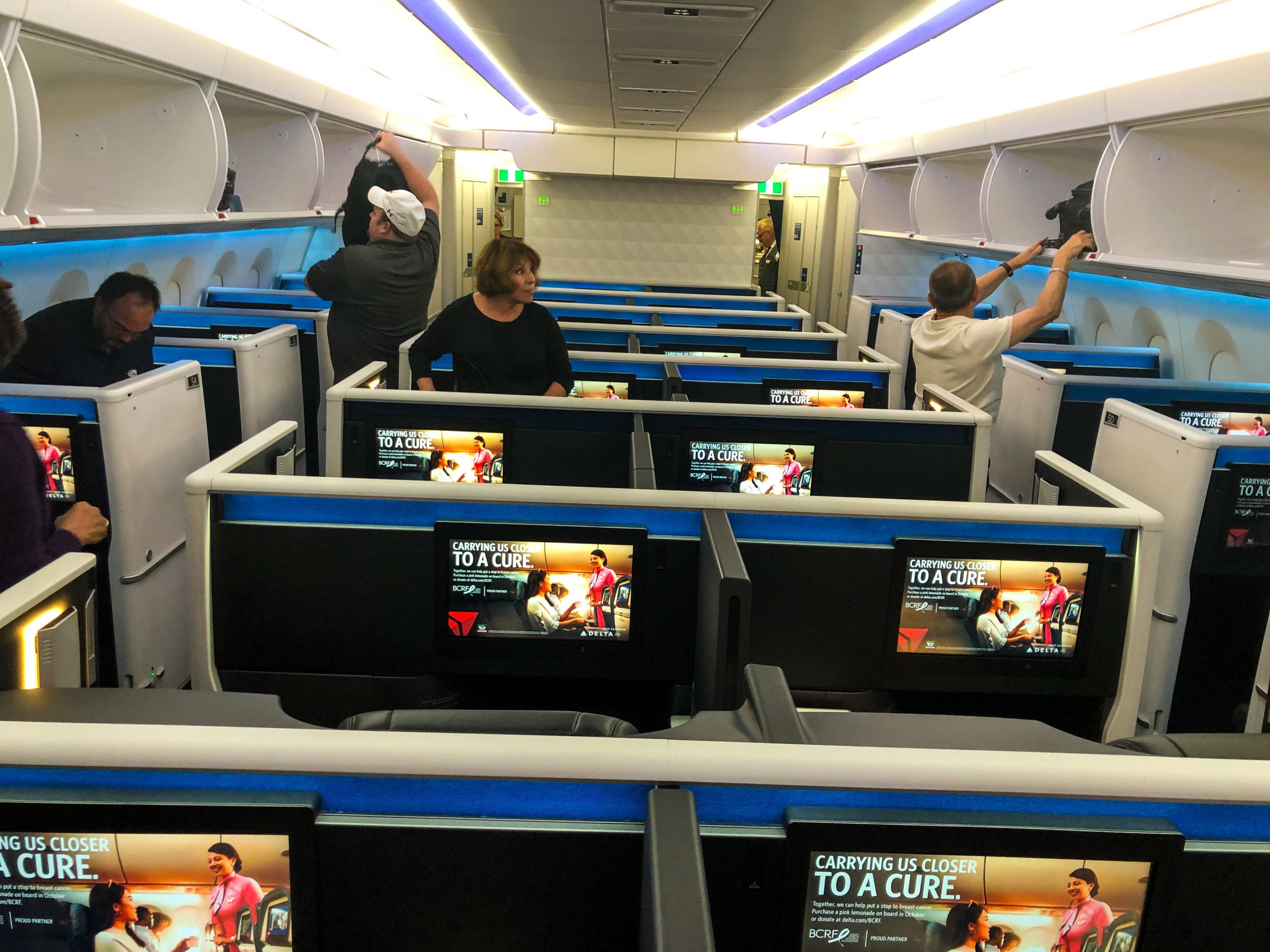 Delta One Suites A350-900 widok na siedzenia