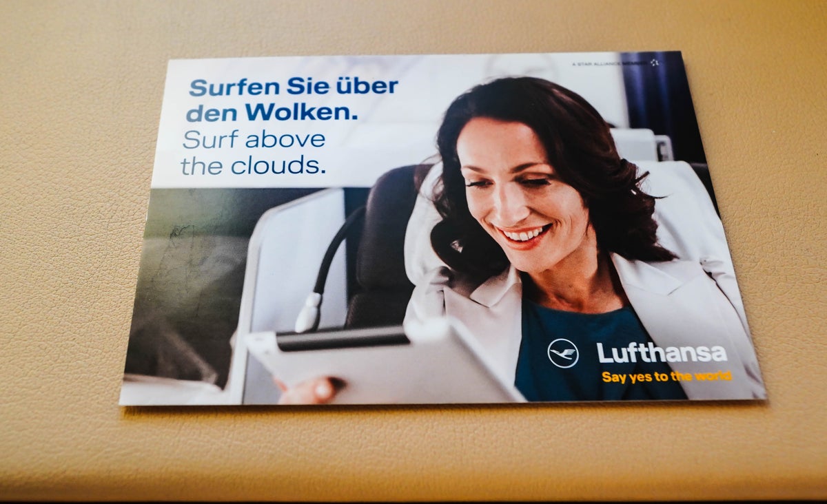 Lufthansa_B747-8_First_Class_WiFi_Cherag_Dubash