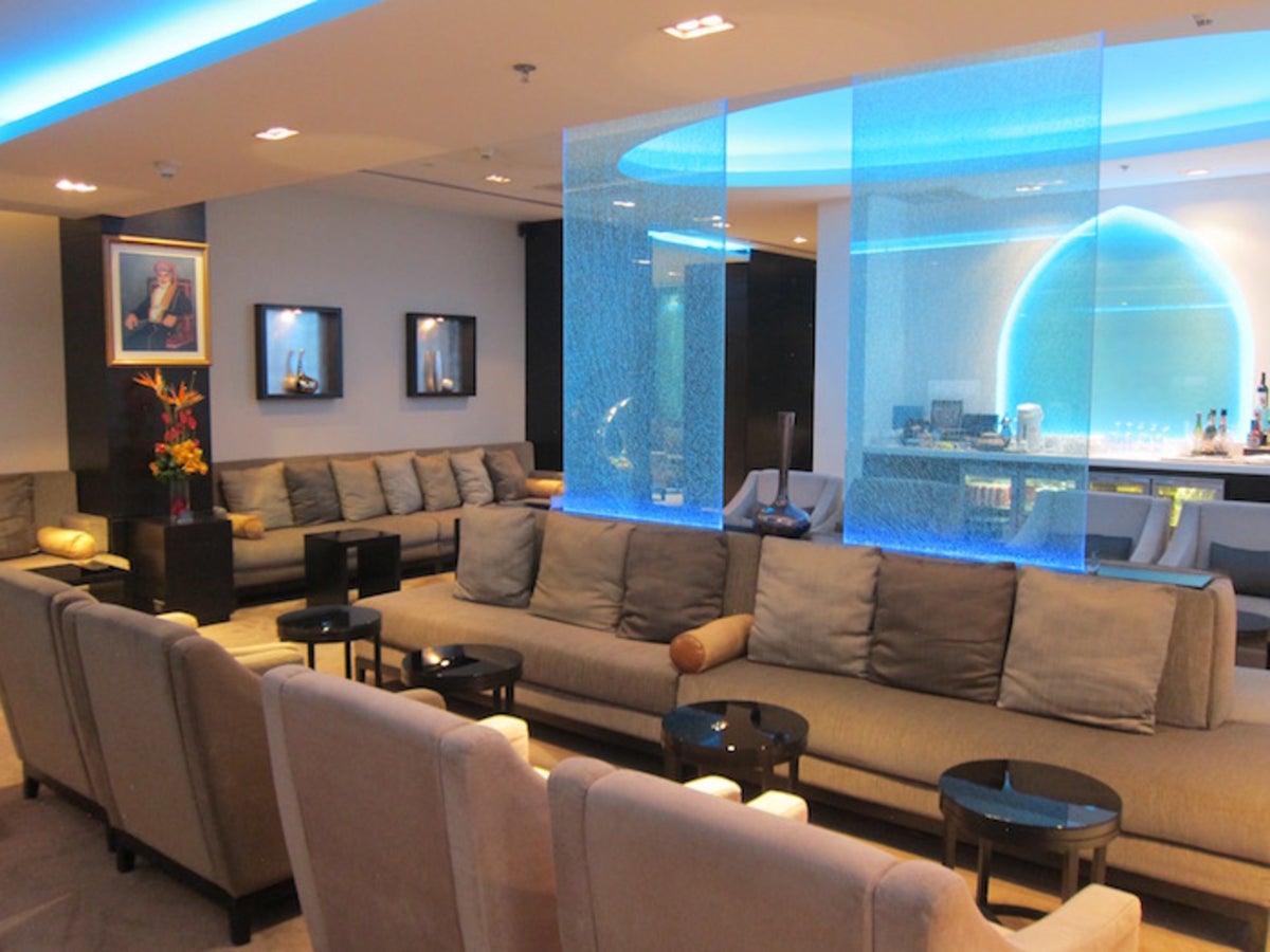 Oman Air First and Business Class Lounge at BKK
