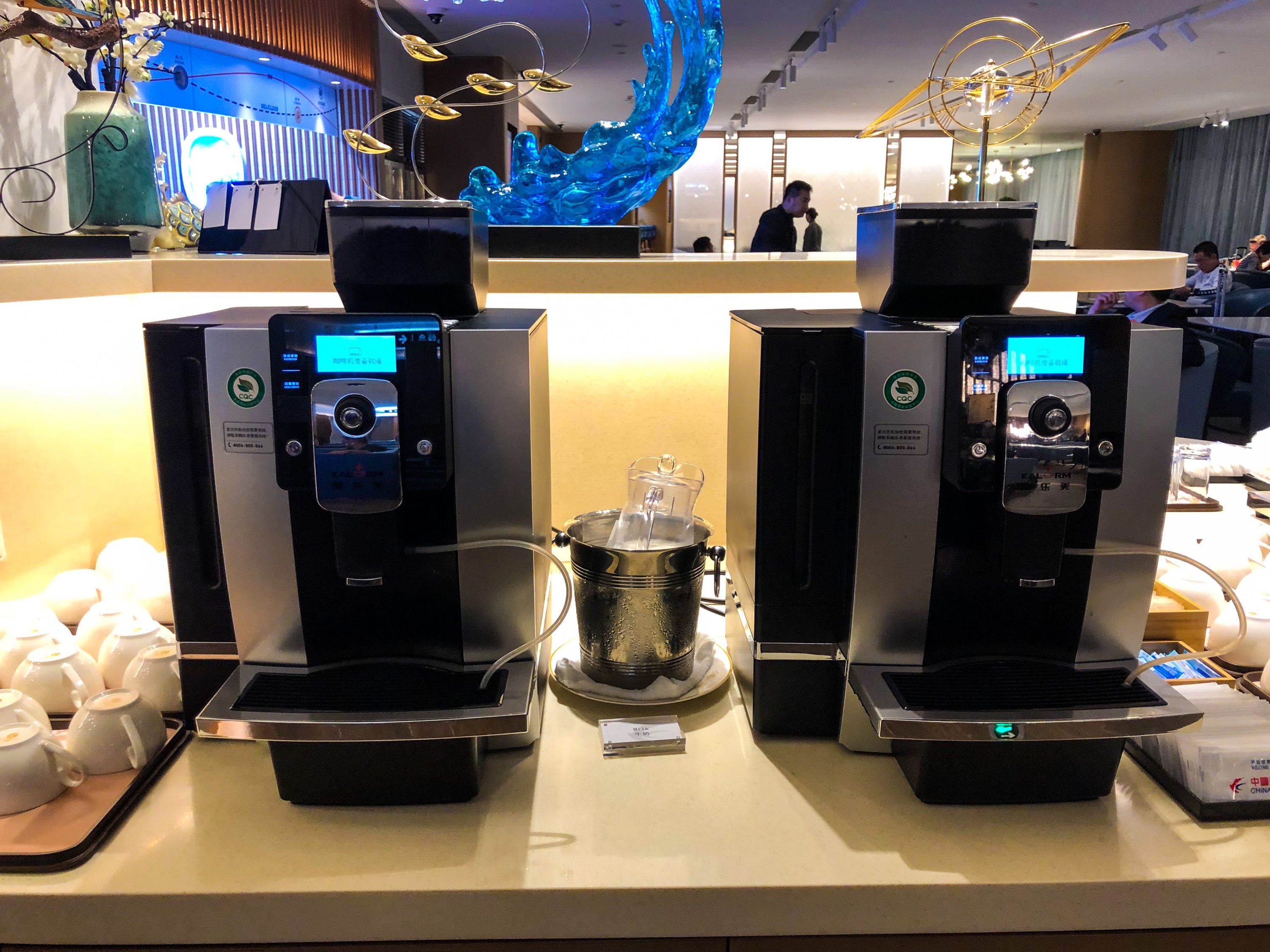 PVG Airport VIP Lounge 137 Espressomaschinen