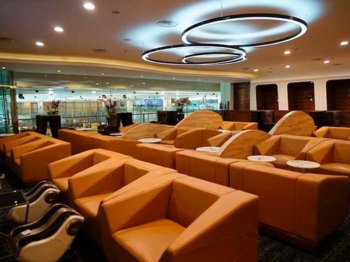 SATS Premier Lounge at SIN