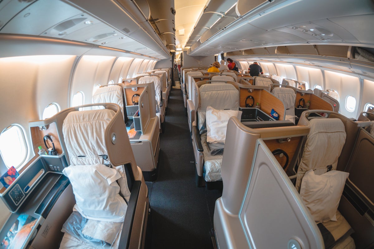 Qantas Airbus A330 Business Class w/ Mattress Pads On